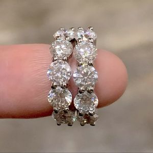 Round Brilliant 2CT total weight prong setting Hoop earrings